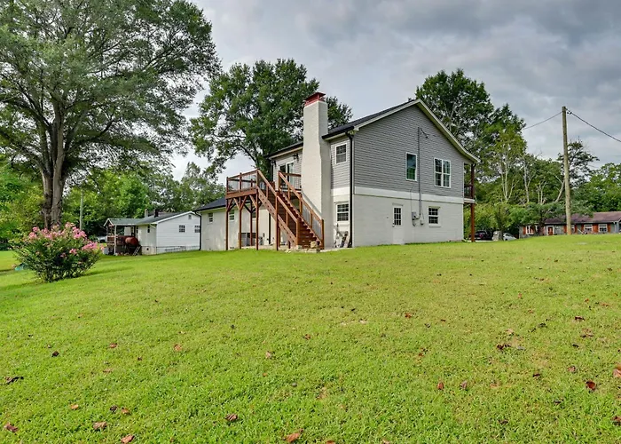 12 Mi To Downtown Winston-salem: W/ Balcony!