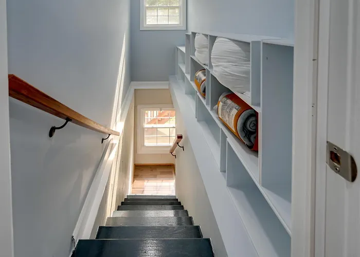 12 Mi To Downtown Winston-salem: W/ Balcony! Apartment *
